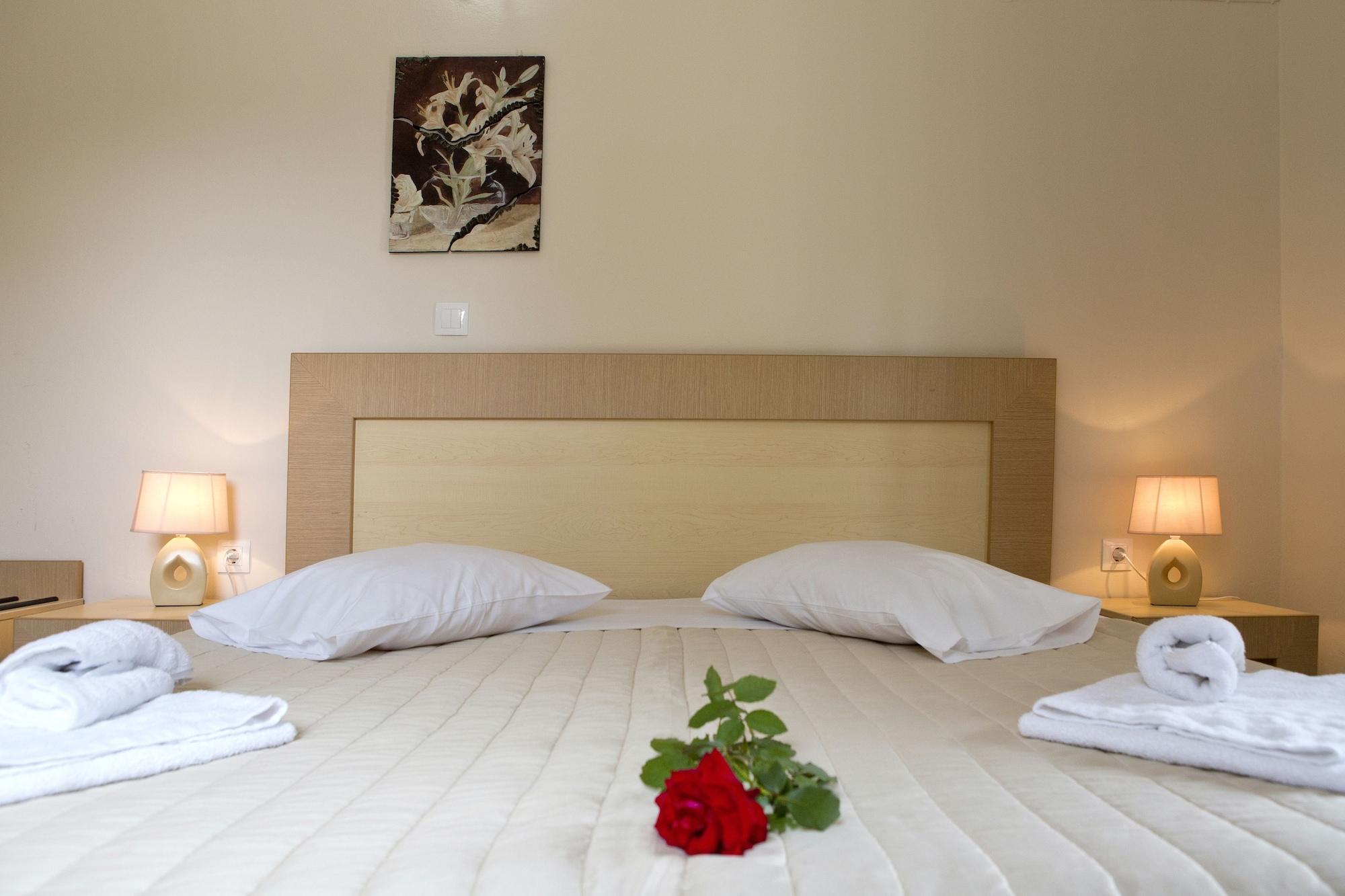 Anita Hotel Perama (Corfu)